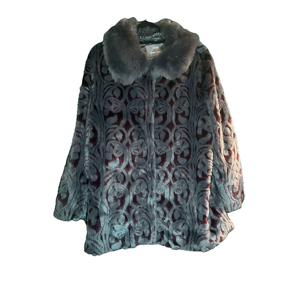 Unique Pattern Faux-Fur Coat